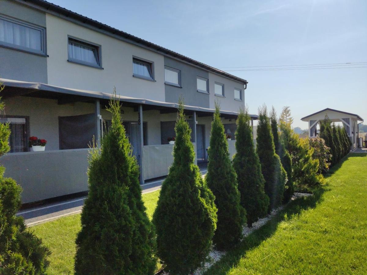 Aurora Ustka-Przewloka Aparthotel Eksteriør bilde